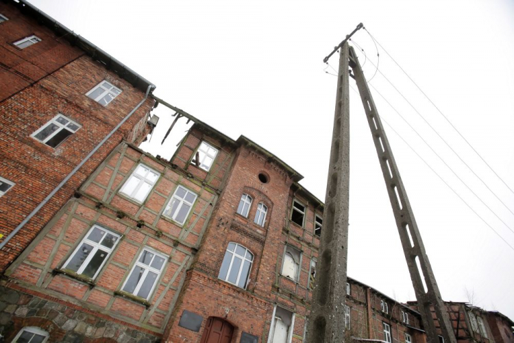 Budynek byłego niemieckiego obozu koncentracyjnego Soldau w Działdowie. 01.2021. Fot. PAP/T. Waszczuk