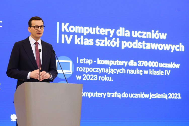 Premier Mateusz Morawiecki podczas konferencji prasowej w siedzibie KPRM. Fot. PAP/T. Gzell