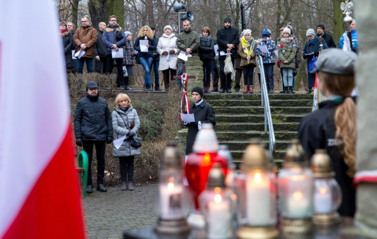 Uroczystości z okazji 73. rocznicy Marszu Śmierci więźniów obozu KL Auschwitz i Tragedii Górnośląskiej. Rybnik, 28.01.2018. Fot. PAP/A. Grygiel