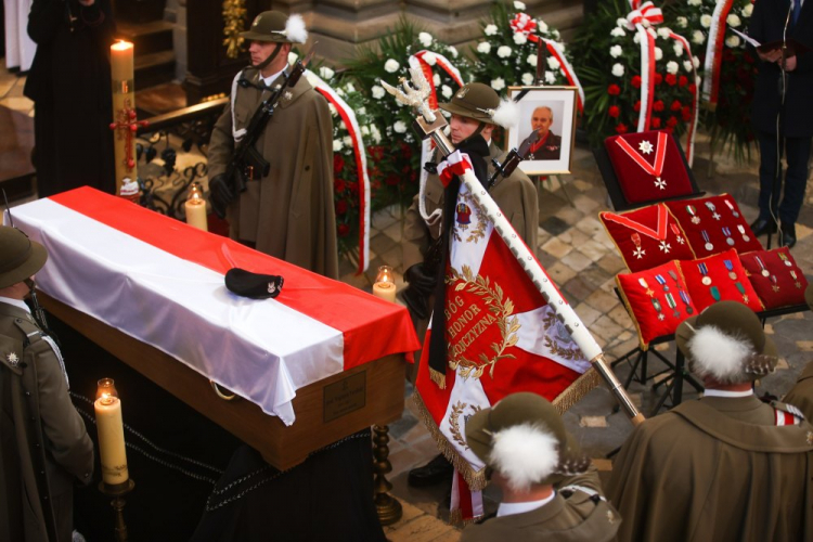 Uroczystości pogrzebowe ppłk. prof. Wojciecha Narębskiego w kolegiacie św. Anny w Krakowie. Fot. PAP/Ł. Gągulski