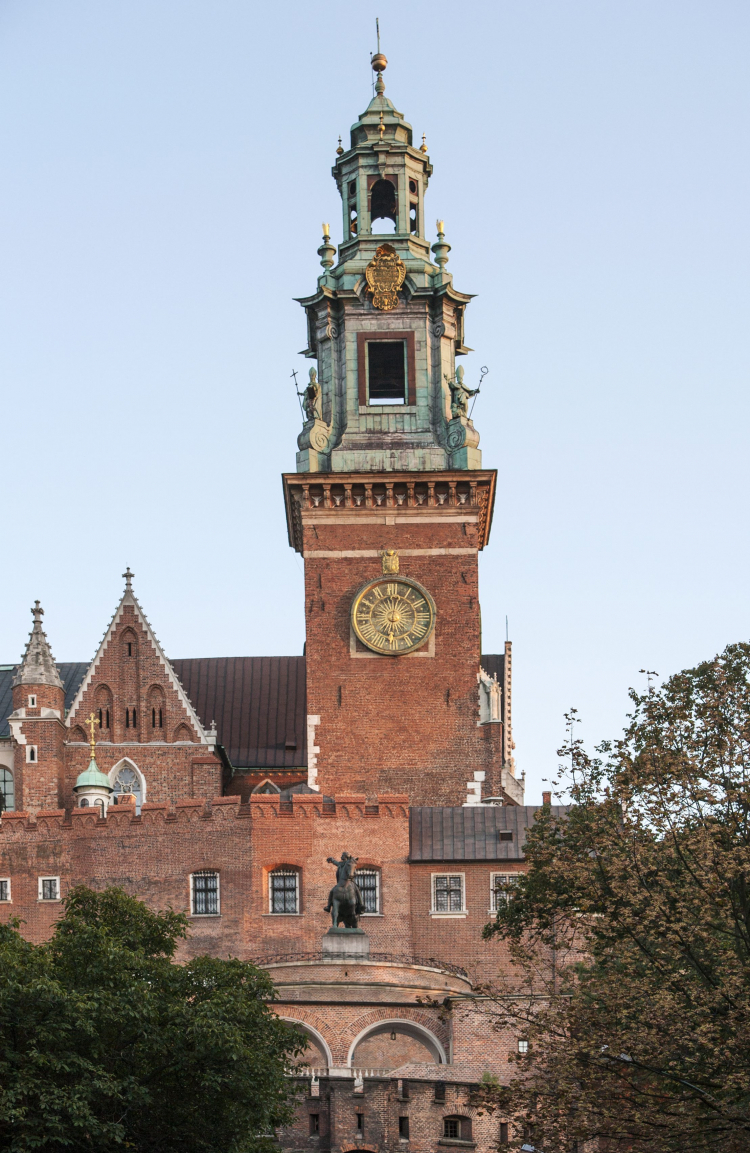 Wieża Zegarowa katedry na Wawelu. Fot. PAP/J. Ochoński