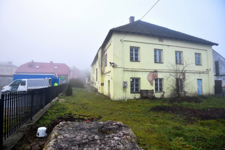 Siedemnastowieczna synagoga w Chęcinach. Fot. PAP/P. Polak