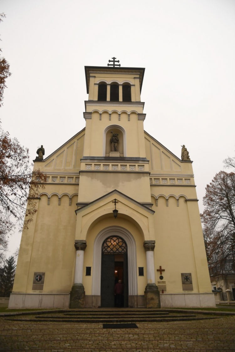 Kościół św. Katarzyny na warszawskim Służewiu. Fot. PAP/J. Turczyk