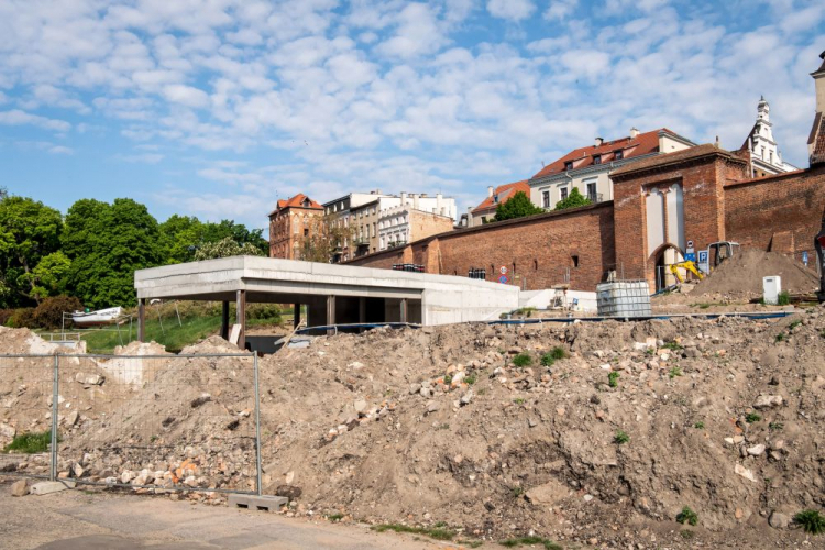 Przebudowa Bulwaru Filadelfijskiego w Toruniu. Fot. PAP/T. Żmijewski