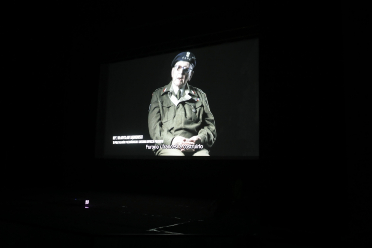 Projekcja filmu "Monte Cassino. Ostatni rozdział" w reżyserii Tomasza Łysiaka w Cassino. Fot. PAP/A. Zawada