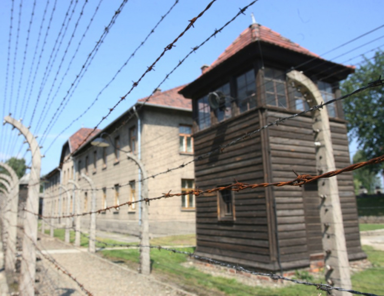 Teren b. niemieckiego obozu koncentracyjnego i zagłady KL Auschwitz. Fot. PAP/J. Bednarczyk