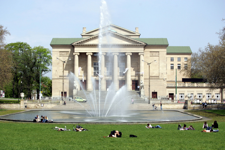 Teatr Wielki w Poznaniu. Fot. PAP/A. Ciereszko