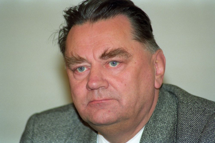 Premier Jan Olszewski. Fot. PAP/C. Słomiński