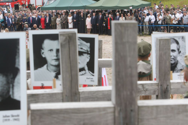 Uroczyste obchody rocznicy obławy augustowskiej na Wzgórzu Krzyży w Gibach. Fot. PAP/A. Reszko