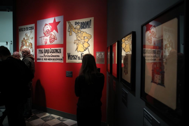 Otwarcie wystawy "Patriota/Artur Szyk" w Kordegardzie – Galerii Narodowego Centrum Kultury w Warszawie. Fot. PAP/A. Zawada