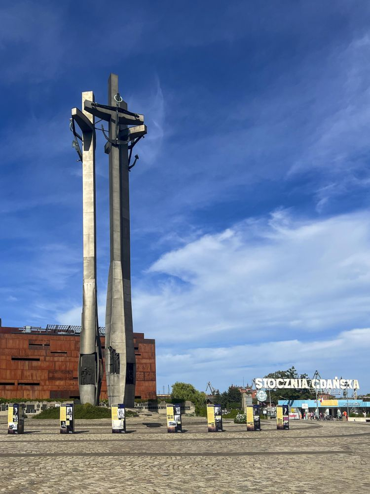 Pomnik Poległych Stoczniowców 1970 na pl. Solidarności w Gdańsku. Fot. PAP/J. Ochoński