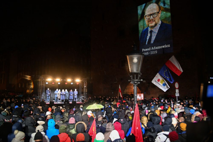 „Światełko dla Pawła Adamowicza” w 5. rocznicę śmierci prezydenta Gdańska. Gdańsk, 13.01.2024. Fot. PAP/A. Jackowski