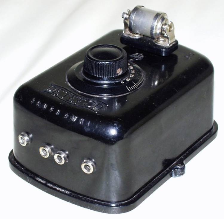 Detefon. Źródło: Wikimedia Commons