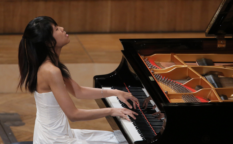 Laureatka III nagrody w XVII Międzynarodowym Konkursie Pianistycznym im. Fryderyka Chopina Kate Liu. Fot. PAP/R. Pietruszka