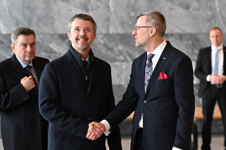 Król Danii Fryderyk X (2L) i dyrektor Muzeum Historii Polski Robert Kostro (P) na otwarciu Forum Biznesu w Muzeum Historii Polski. Warszawa, 31.01.2024. Fot. PAP/R. Pietruszka