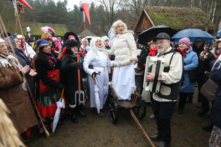 „Zapusty w skansenie” w Podlaskim Muzeum Kultury Ludowej w Wasilkowie. Fot. PAP/A. Reszko