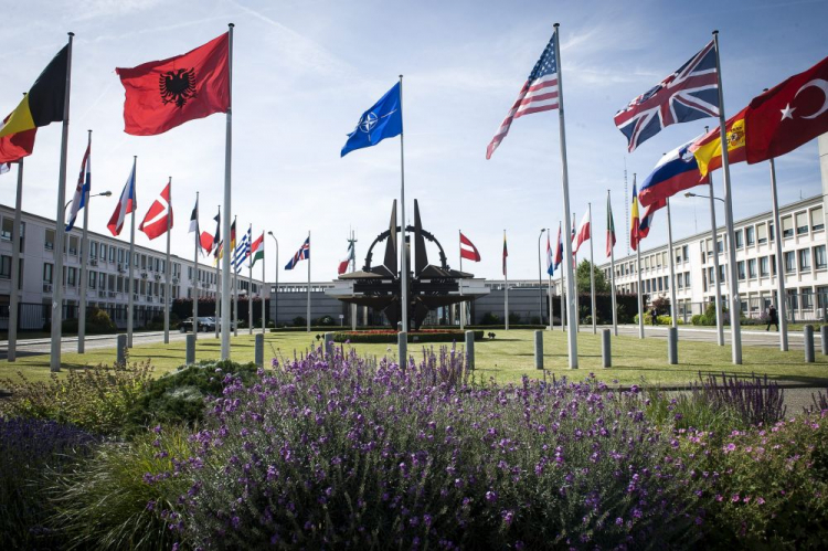 Kwatera główna NATO w Brukseli. Fot. PAP/W. Dąbkowski