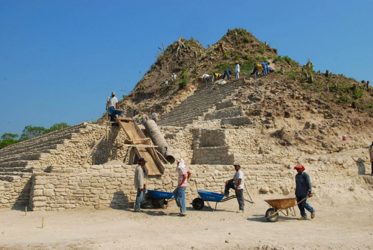 Stanowisko archeologiczne Moral-Reforma w Meksyku. 2009 r. Fot. PAP/EPA