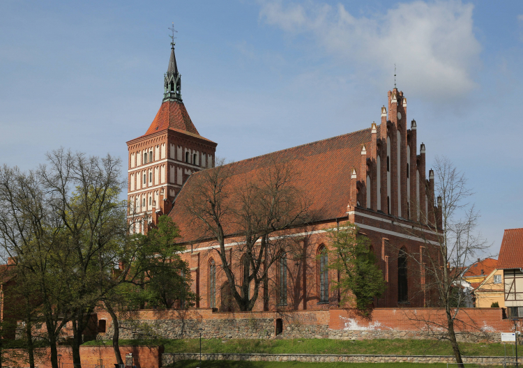 Bazylika konkatedralna p.w. Św. Jakuba. Fot. PAP/T. Waszczuk