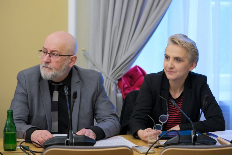 Wiceszefowa MKiDN Joanna Scheuring-Wielgus (P) na posiedzeniu sejmowej Komisji Kultury i Środków Przekazu. Warszawa, 22.03.2024. Fot. PAP/M. Marek