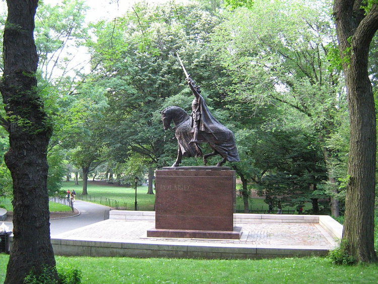 Nowojorski pomnik Jagiełły. Fot. Wikipedia.