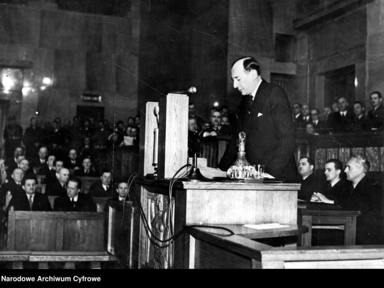 Posiedzenie Sejmu w 1939 roku - expose ministra spraw zagranicznych Józefa Becka na zerwanie przez Niemcy paktu o nieagresji z Polską. 05.05.1939. Fot. NAC