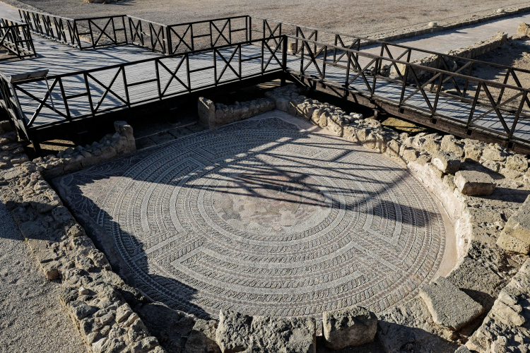 Punkt archeologiczny w Pafos na Cyprze, w miejscu prac prowadzonych przez zespół polskich archeologów. PAP/M. Marek.