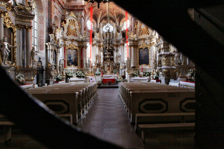 Zespół klasztorny Franciszkanów we Wschowie. Fot. PAP/L. Muszyński