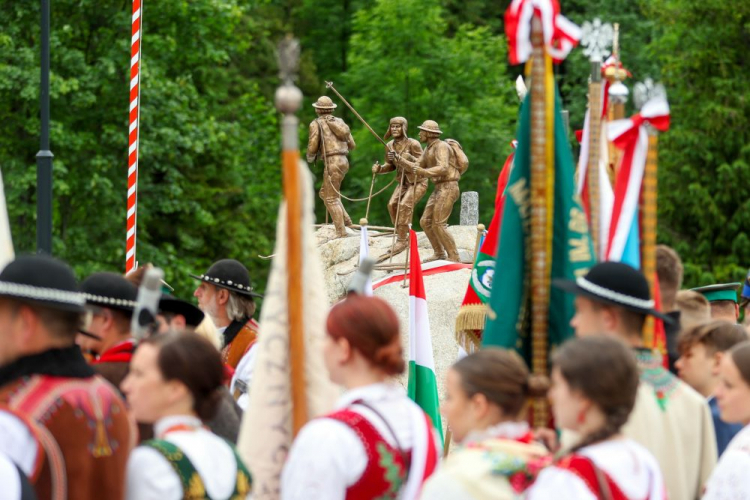 Uroczystość odsłonięcia Pomnika Kurierów Tatrzańskich w Zakopanem. Fot. PAP/G. Momot