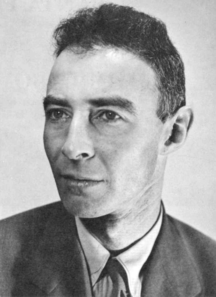 Robert Oppenheimer. Źródło: Wikimedia Commons