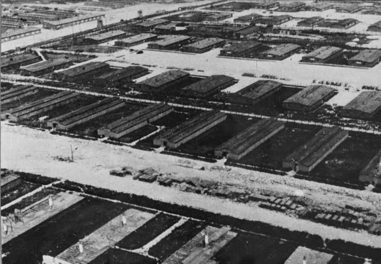 Zdjęcie lotnicze KL Majdanek, czerwiec 1944 r. Źródło: en.wikipedia