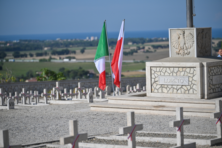 Polski Cmentarz Wojenny w Loreto. Fot. PAP/P. Piątkowski 