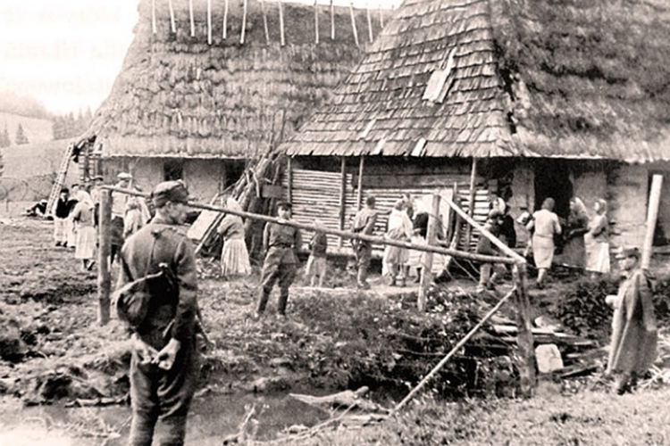 Wysiedlenie ludności ukraińskiej w ramach akcji „Wisła” w 1947 r. /Źródło: en.wikipedia