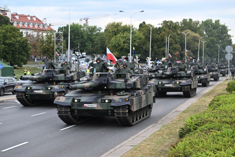 Próba generalna do defilady z okazji Święta Wojska Polskiego na Wisłostradzie. Warszawa, 11.08.2024. Fot. PAP/R. Pietruszka