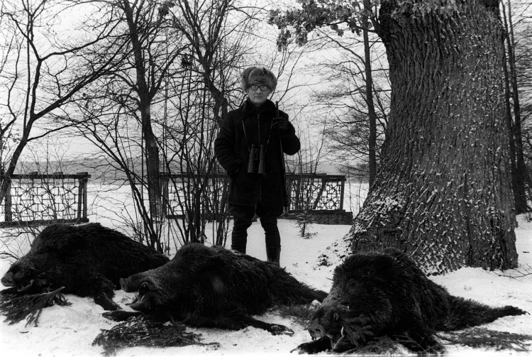 Przewodniczący Rady Państwa NRD Erich Honecker podczas polowania w Polsce, 1977 r. PAP/Zbigniew Matuszewski