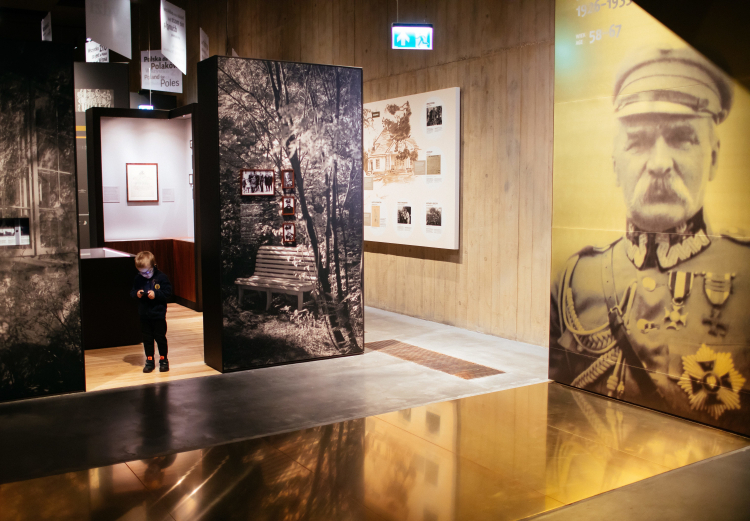 Wystawa stała „Dla Rzeczypospolitej. Józef Piłsudski 1867-1935”, prezentowana w Muzeum Marszałka Józefa Piłsudskiego w podwarszawskim Sulejówku, 2021 r. PAP/Albert Zawada