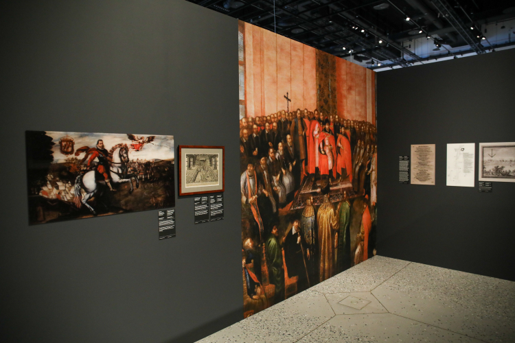 Nowa wystawa czasowa "Potęga Opowieści. Od dawnej kroniki do nowoczesnego muzeum" w Muzeum Historii Polski. Fot. PAP/A. Zawada