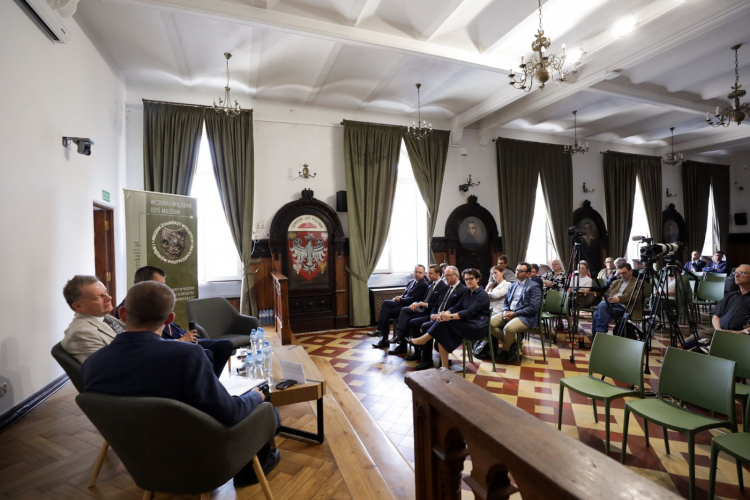 Sesja w związku z 80. rocznicą utworzenia Brygady Świętokrzyskiej Narodowych Sił Zbrojnych. Fot. IPN.