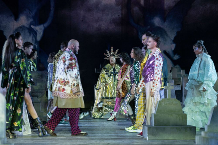 Próba prasowa spektaklu „Romeo i Julia" w reż. Jana Klaty na Dużej Scenie Teatru Muzycznego Capitol we Wrocławiu. Fot. PAP/M. Kulczyński