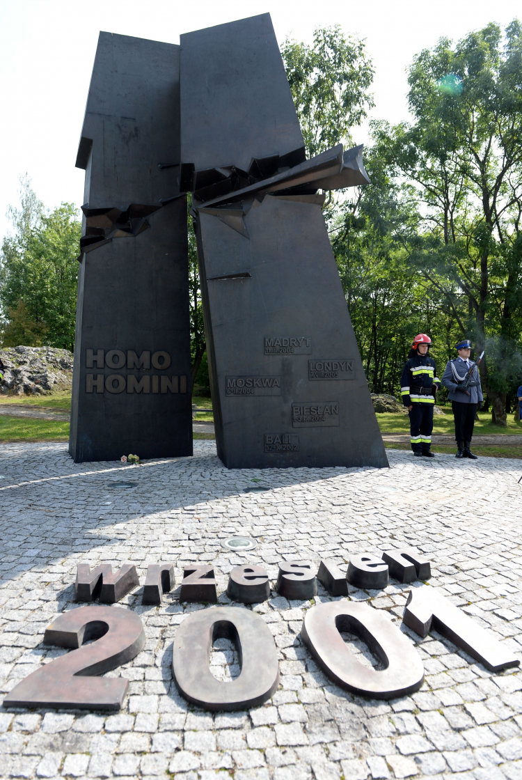 Pomnik Homo Homini w Kielcach. PAP/Piotr Polak