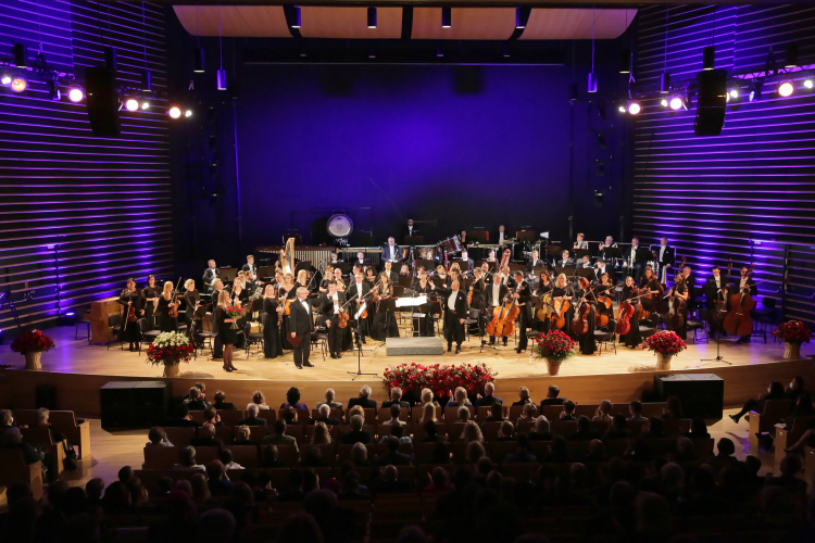 Koncert jubileuszowy Orkiestry Symfonicznej Filharmonii Warmińsko-Mazurskiej , 2021 r.  PAP/Tomasz Waszczuk