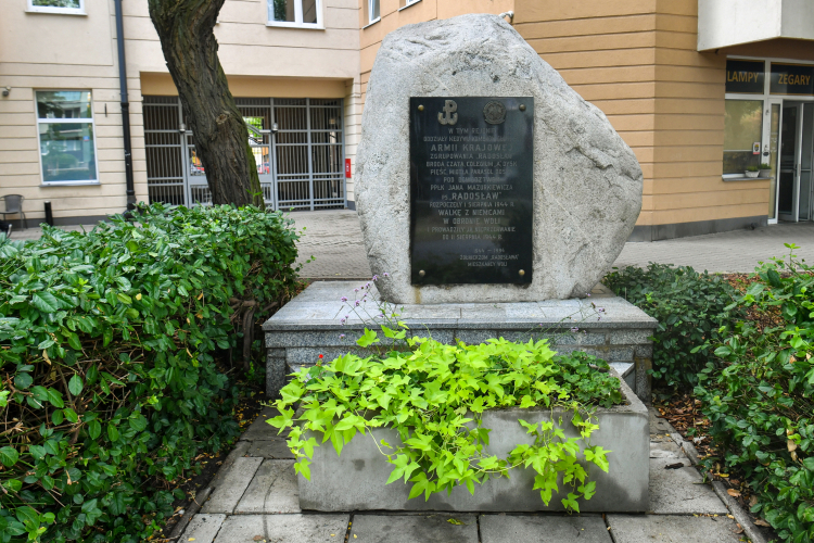 Obelisk upamiętniający działania na Mokotowie w trakcie Powstania Warszawskiego, fot, PAP/A. Lange