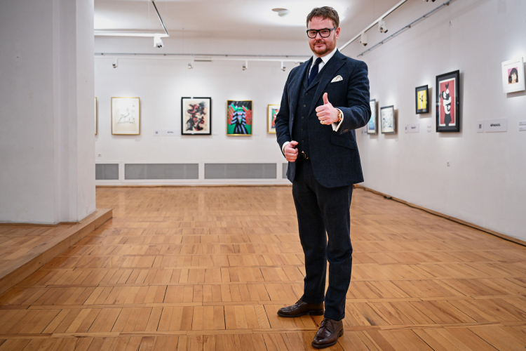 Prezes Fundacji Książąt Lubomirskich książę Jan Lubomirski–Lanckoroński podczas wystawy Sztuki Współczesnej z kolekcji Książąt Lubomirskich w siedzibie Biura Wystaw Artystycznych w Rzeszowie. PAP/Darek Delmanowicz