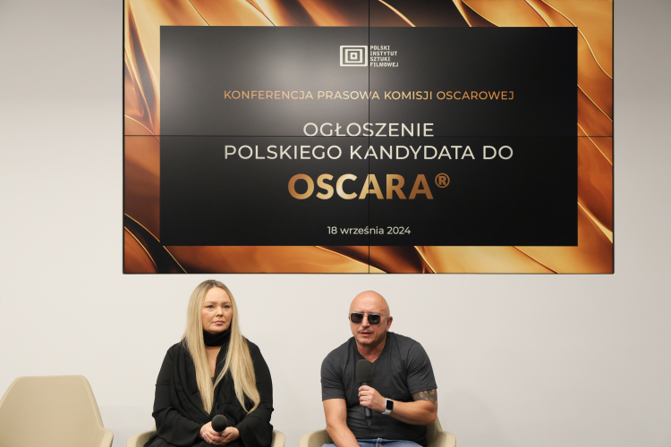 Producenci filmu „Pod wulkanem” Agnieszka Jastrzębska i Mikołaj Lizut na konferencji prasowej Komisji Oscarowej, zorganizowanej przez Polski Instytut Sztuki Filmowej. PAP/Paweł Supernak