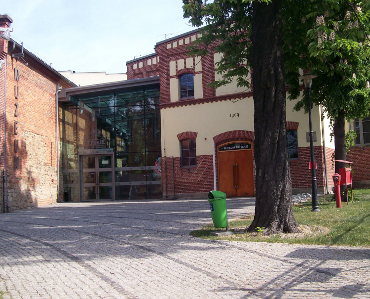 Wejście do Muzeum Tyskich Browarów Książęcych. Fot. Wikipedia.