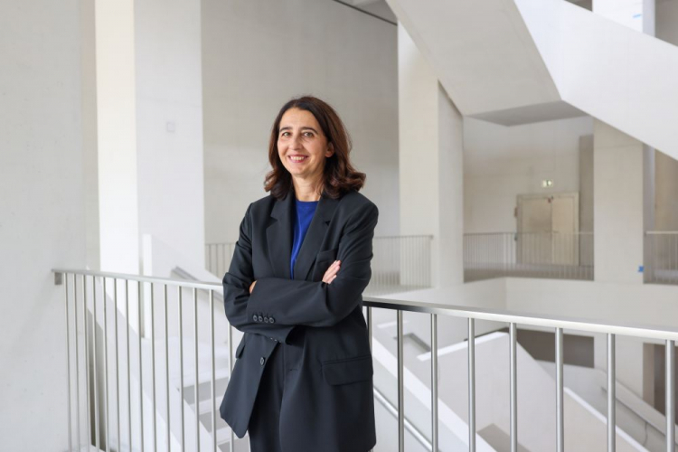 Dyrektorka MSN Joanna Mytkowska podczas briefingu prasowego w budowanej siedzibie Muzeum Sztuki Nowoczesnej na placu Defilad. Warszawa, 26.09.2024. Fot. PAP/A. Zawada