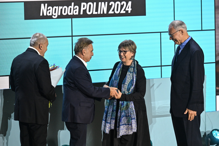 Ewa Teleżyńska-Sawicka i Paweł Sawicki zostali laureatami nagrody POLIN 2024, fot. PAP/R. Pietruszka