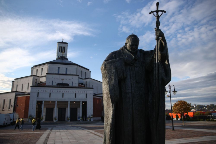 Sanktuarium Jana Pawła II w Krakowie Łagiewnikach. Fot. PAP/Ł. Gągulski