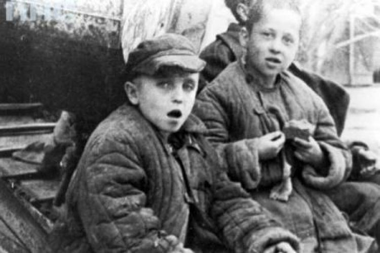 Polskie dzieci w ZSRS. Lata 1941-1942. Fot. NAC