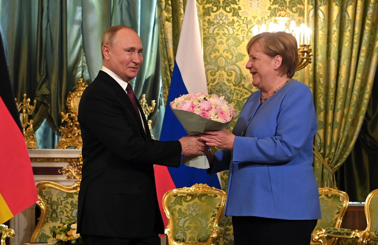 Angela Merkel podczas swojej ostatniej oficjalnej wizyty na Kremlu podczas spotkania z Władimirem Putinem, fot. PAP/EPA/Sputnik Pool